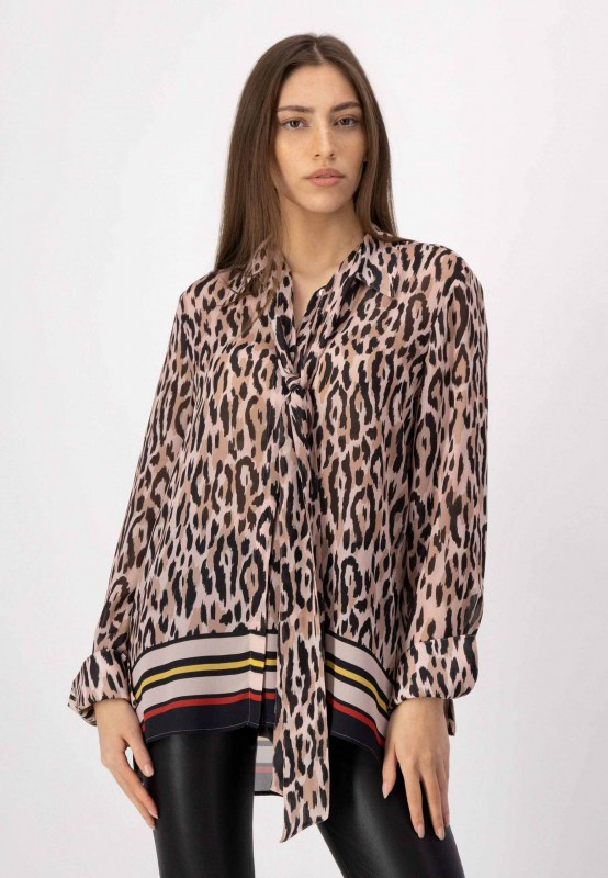 Langarm Animalprint Bluse mit Hemdkragen und Knopfleiste aus Viskose in Schwarz und Rosa 