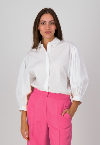 Bluse mit verdeckter Knopfleiste in Weiß von LOUIS and MIA Topansicht