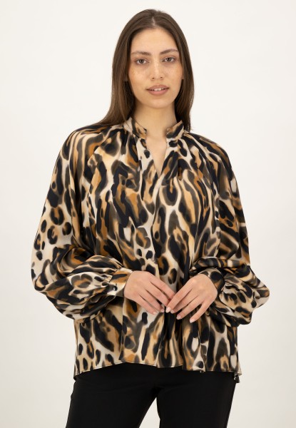 Fließendes Animalprint Blusenshirt in Braun von LOUIS and MIA Topansicht
